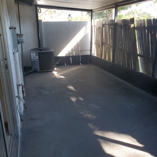 7240 Parkside Villas Dr, Saint Petersburg, FL 33709