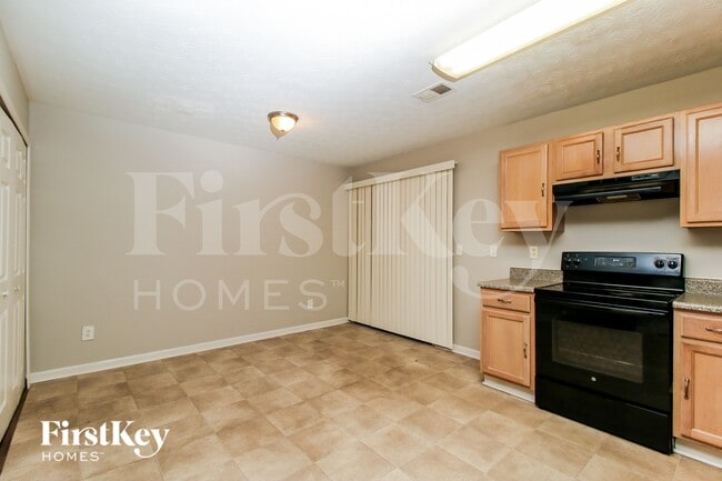 7046 Setters Way, Lithonia, GA 30038 - photo 5