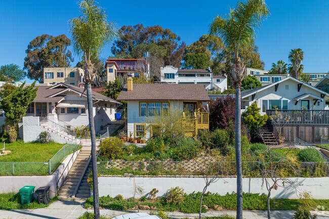 Craftsman homes are abundant in Grant Hill.