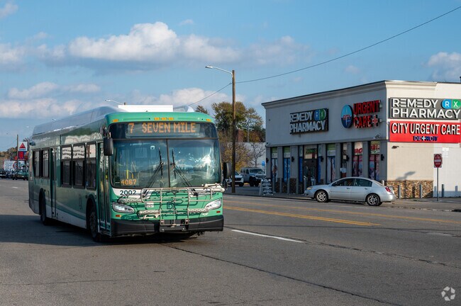 SMART Bus service is available in Blackstone Park.