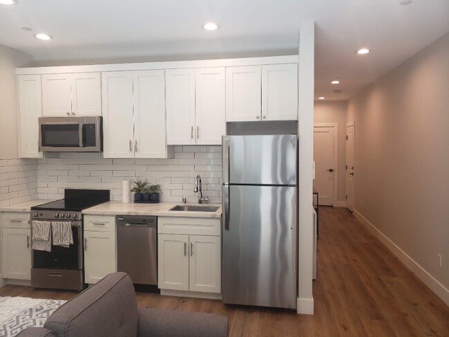 725 19th St unit 101, Sacramento, CA 95811 - photo 4