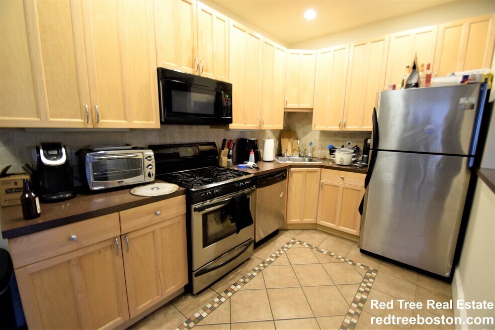 19 Saint Lukes Rd unit 1, Allston, MA 02134 - photo 1
