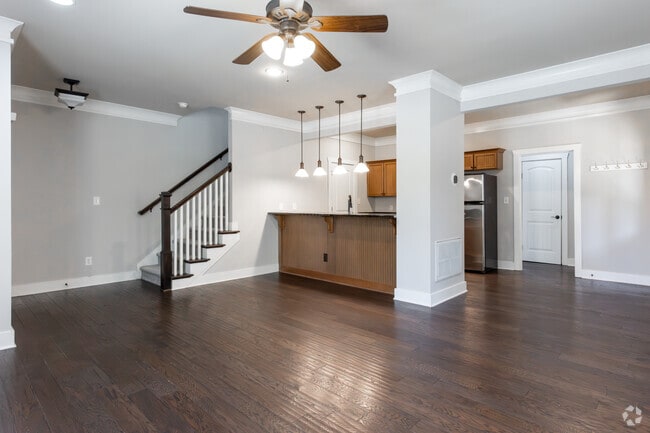 3BR, 3BA - 1,426SF - Living Room