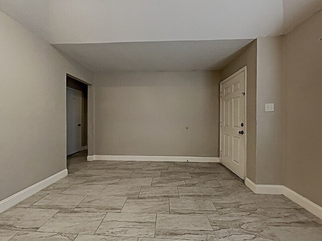 14020 Schroeder Rd, Houston, TX 77070 - photo 2