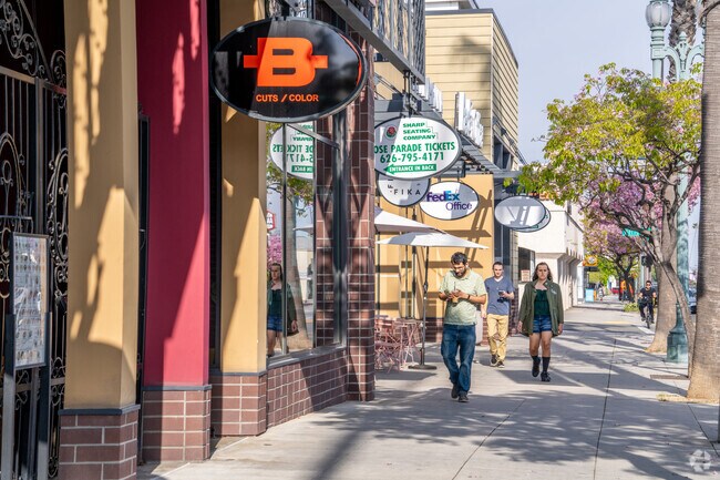 For more shopping and dining, Casa Grande locals head to nearby Colorado Blvd.