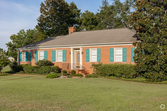Find gorgeous ranch-style homes with colorful detail in St. Stephen.