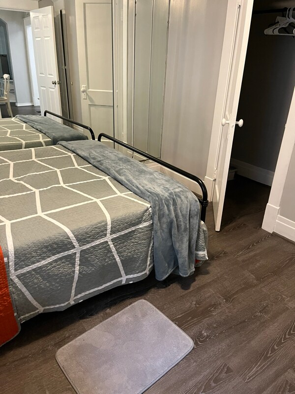 2290 Genesee St unit Lower Rear apartment, Cheektowaga, NY 14225 - photo 4