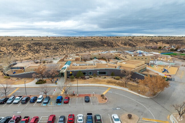 The front entrance of Chamiza Elementary School in NW Albuquerque.