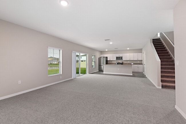 6614 Crescent Loop unit 36787352, Winter Haven, FL 33884 - photo 4