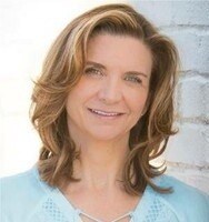 Stephanie Ward