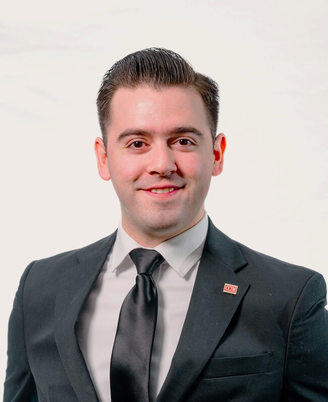 Agent Photo