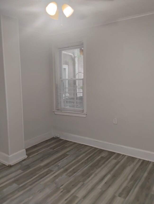2546 E Dauphin St, Philadelphia, PA 19125 - photo 2