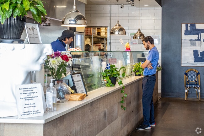 With many tasty choices, Windsong Ranch locals can pick their lunch toppings at Hungry Platters.
