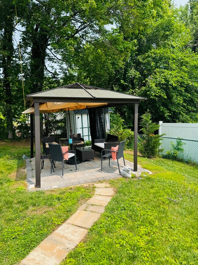 4903 Ashford Dr unit Studio, Upper Marlboro, MD 20772 - photo 7