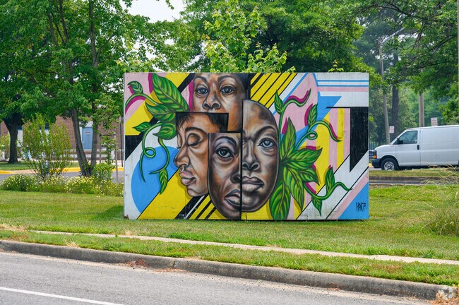 Admire colorful murals that showcase Hybla Valley’s artistic spirit.