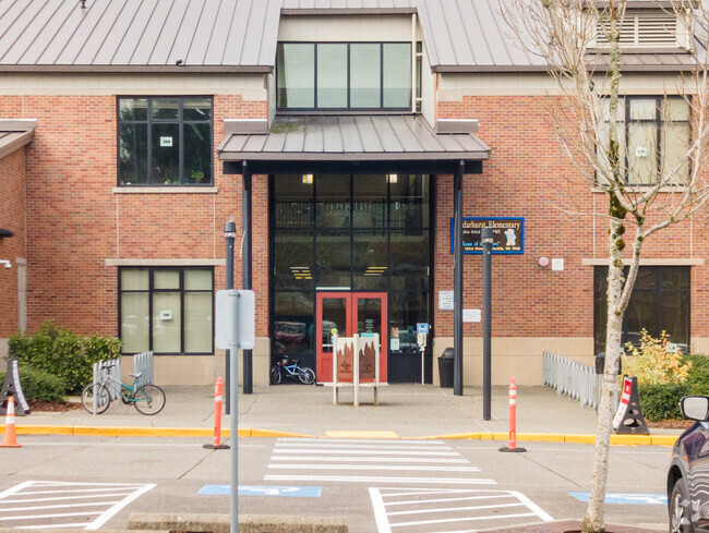 Cedarhurst Elementary School.