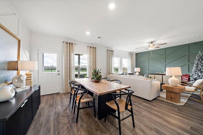 17238 White Peace Dr, Waller, TX 77484 - photo 3