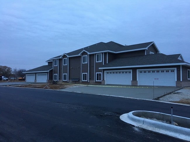 Pendleton Park, Neenah, WI 54956 - photo 2