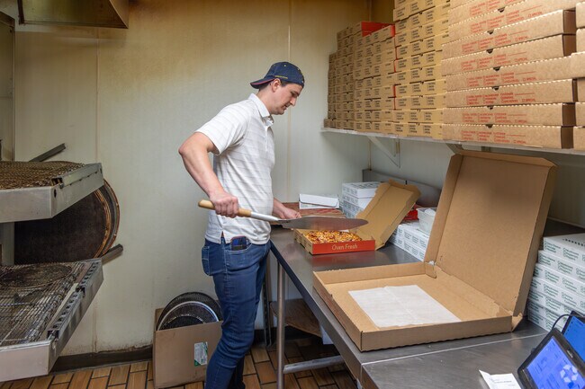 Rialto Pizza has been serving Greenfield for over 30 years.