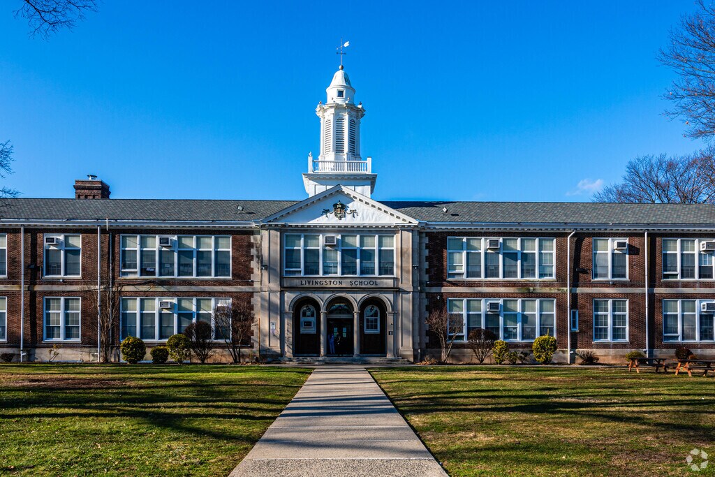 Livingston Elementary School serves the students of Union Township, NJ.