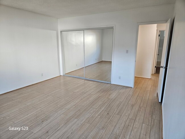 1344 E Windsor Rd unit A/front unit, Glendale, CA 91205 - photo 7