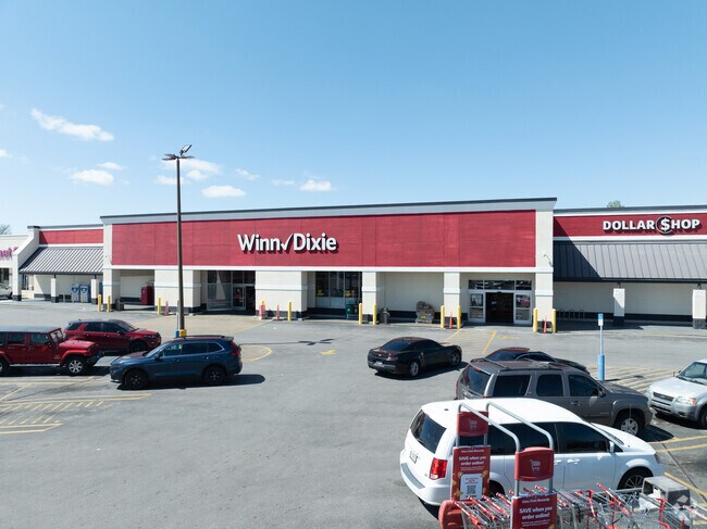 Winn Dixie is a favorite for the grocery needs of residents of Callaway.