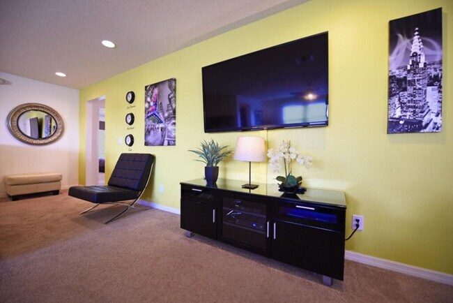 1299 Yorkshire Ct unit ID1285813P, Davenport, FL 33896 - photo 7