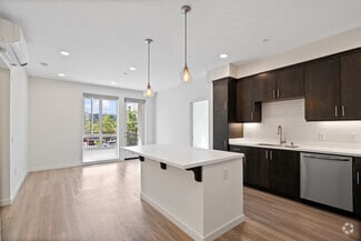 1710 E Thousand Oaks Blvd, Thousand Oaks, CA 91362