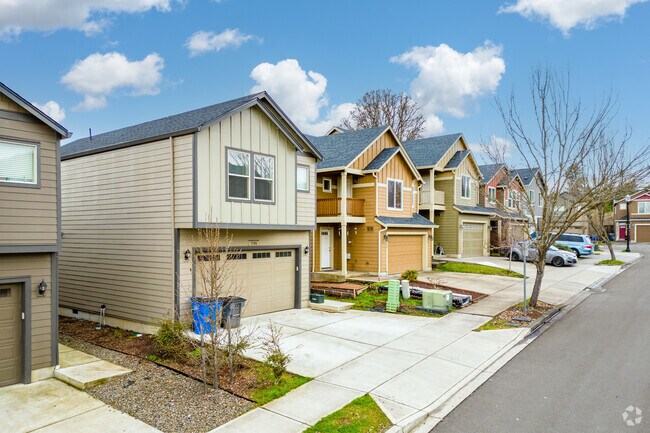 Single family homes in this Bagley Downs subdivision have smaller yards, but ample parking.