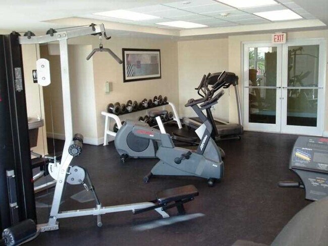 Douglas Grand unit 425, Coral Gables, FL 33134 - photo 5