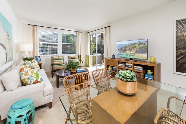 Solana Apartment Homes, Irvine, CA 92602 - photo 4