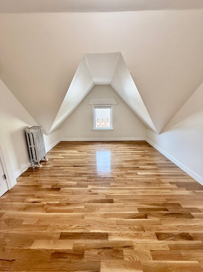 124 Chestnut St unit 2R, Lynn, MA 01902 - photo 6