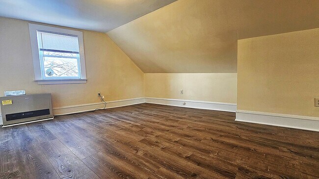 86-92 Archibald St unit 92 Archibald Street, Burlington, VT 05401 - photo 7