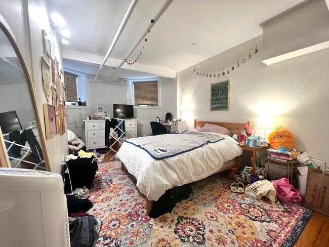 1750 Beacon St unit 10, Brookline, MA 02445 - photo 5