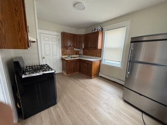 26 Hanover St, Lynn, MA 01902