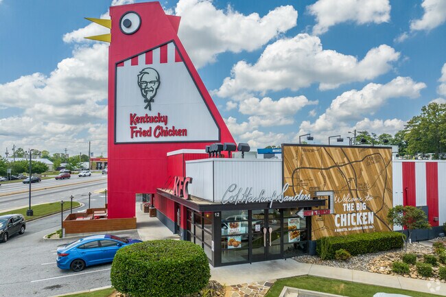 The eye-catching Big Chicken at KFC is a famous landmark in nearby.