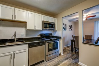 6900 State Rd, Parma, OH 44134