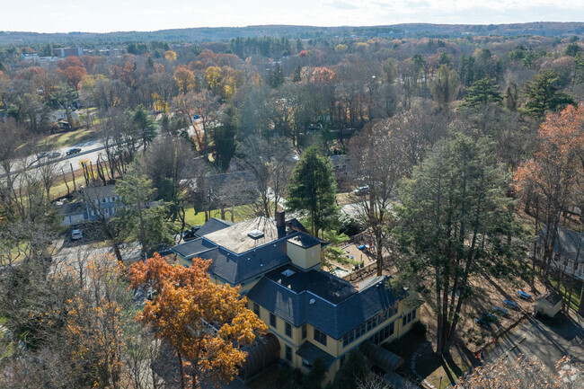 Summit Montessori School has a large campus for students to enjoy.