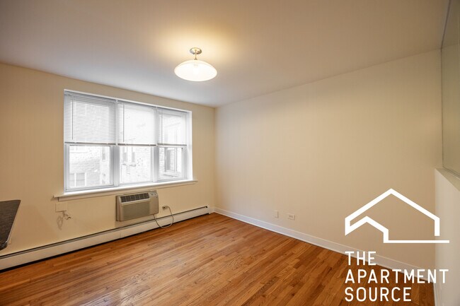 628 W Wrightwood Ave unit 311, Chicago, IL 60614 - photo 6