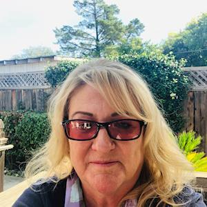 Shelley Lee Stone