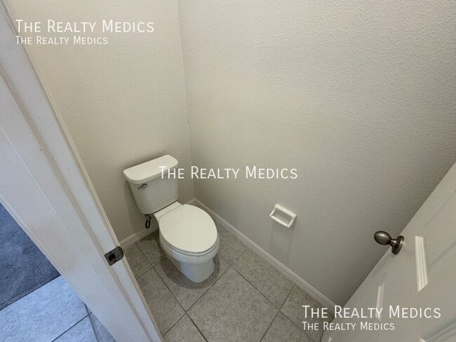 7742 Bowery Dr, Winter Garden, FL 34787 - photo 4