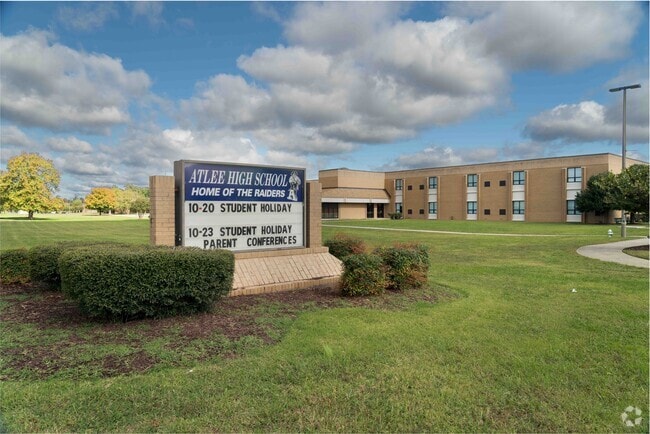 Atlee High School sign keeps all parents updated as they drive by.