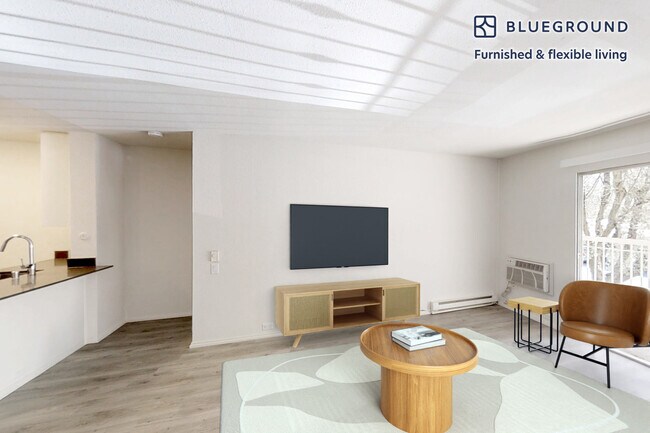 555 W Middlefield Rd unit FL1-ID10834A, Mountain View, CA 94043 - photo 2