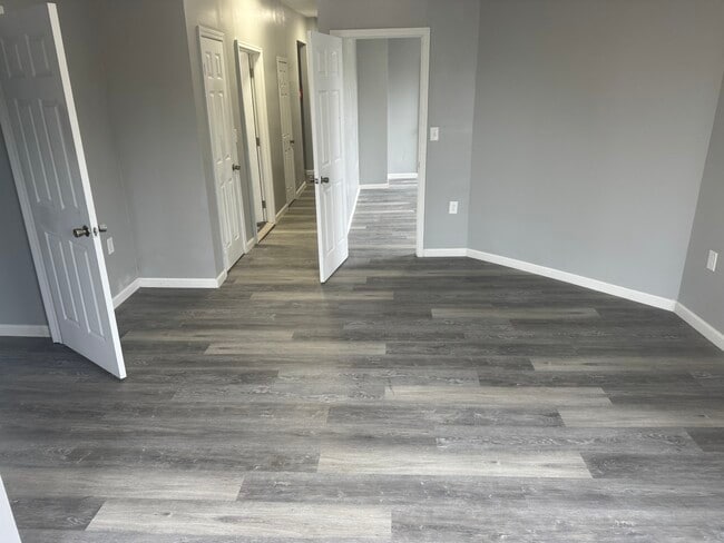 506 4th St unit 4, Fairmont, WV 26554 - photo 3