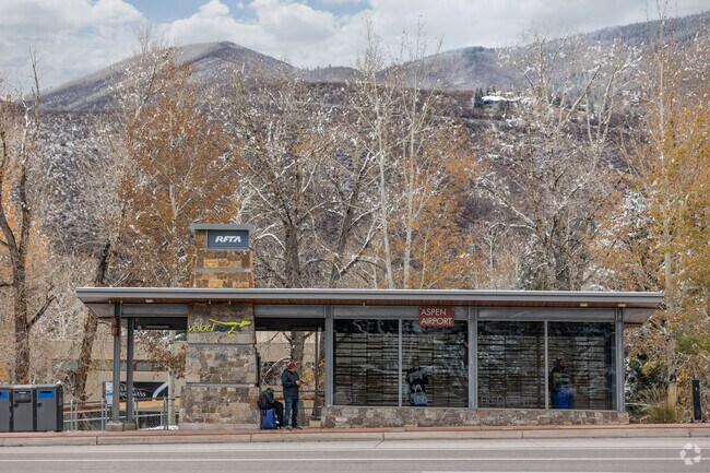 RFTA bus stop near Aspen Airport provides convenient transit options for travelers.