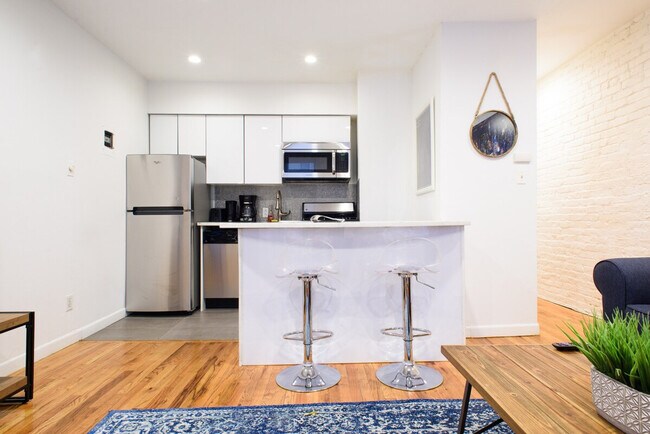 240 E 26th St unit FL4-ID1021816P, New York, NY 10010 - photo 4