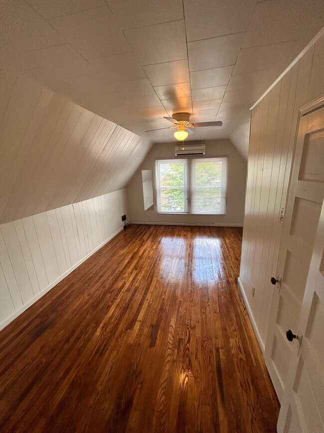 3916 Coleman St unit 3916 COLEMAN ST 3, Pittsburgh, PA 15207 - photo 2