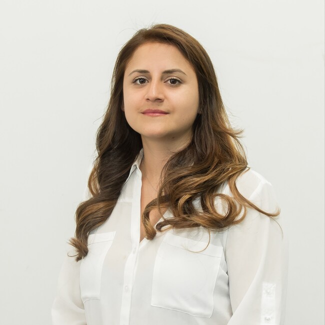 Agent Photo