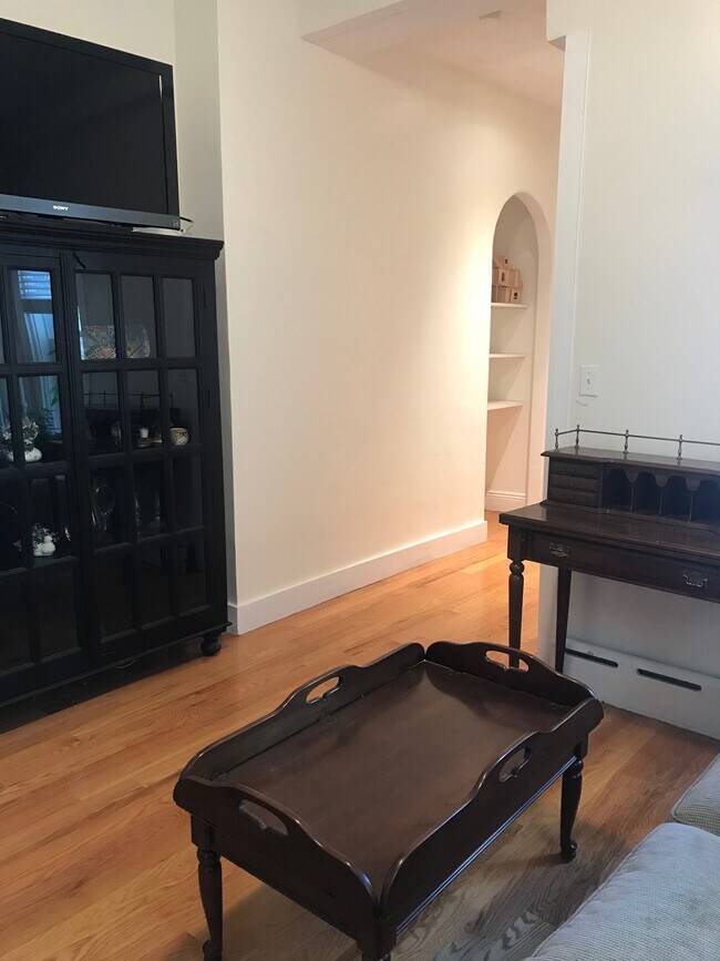 46 Cameron Ave unit 1, Somerville, MA 02144 - photo 5