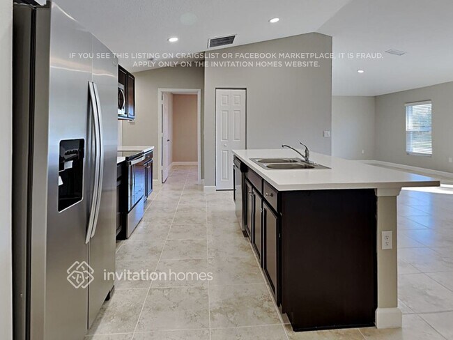 575 Gancedo St SW, Palm Bay, FL 32908 - photo 6